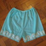 pijama vintage, pijama vintage com rendas, pijama vintage azul, 1960, pijama vintage em poliamida, vintage, retrô, brechó vintage, brechó online,