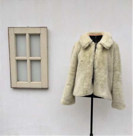 casaco vintage anos 70, casaco anos 70, casaco vintage, casaco vintage pelo sintético, casaco vintage de pelucia