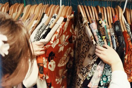 7 características principais da moda dos anos 70