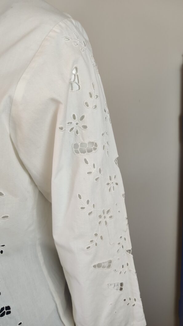 camisa vintage bordada;