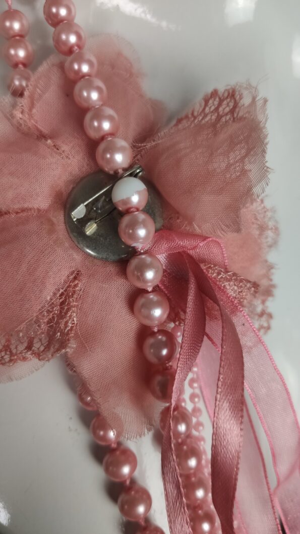 colar vintage perolas rosa..