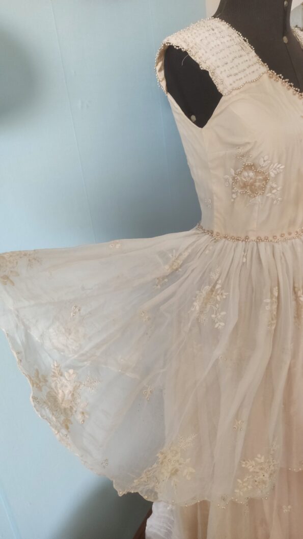 vestido vintage bordado,