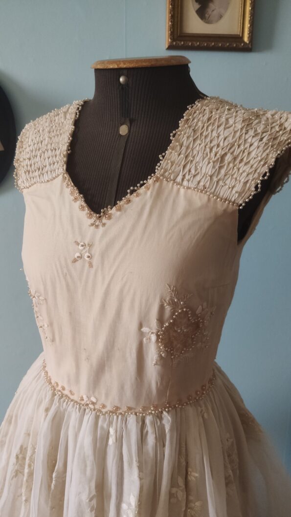 vestido vintage bordado