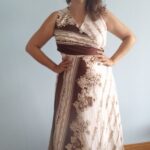 conjunto anos 70 saia e cropped;