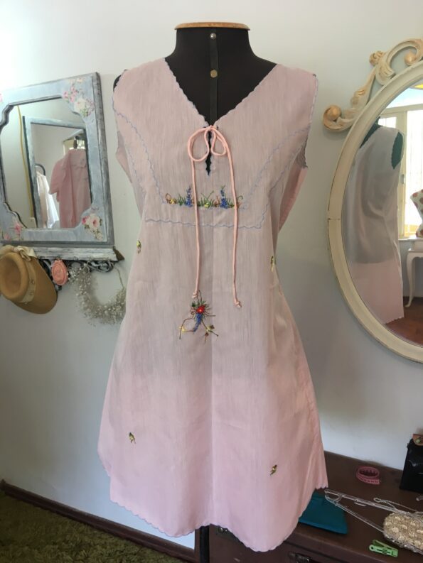 conjunto camisola e penhoar vintage bordado;