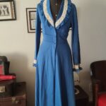 penhoar anos 70 azul