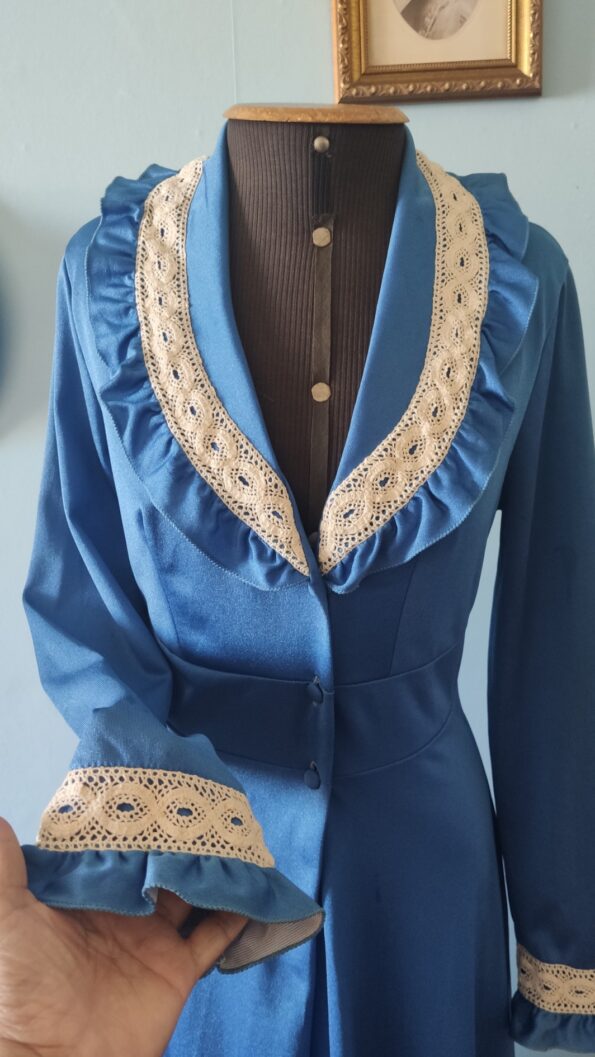 penhoar vintage anos 70,