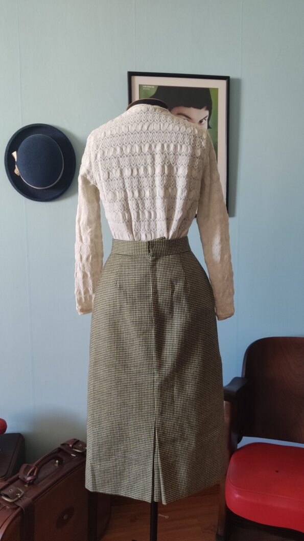 saia vintage em lã pied poule f