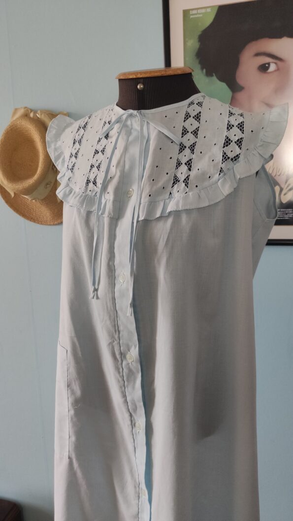 camisola vintage azul ..