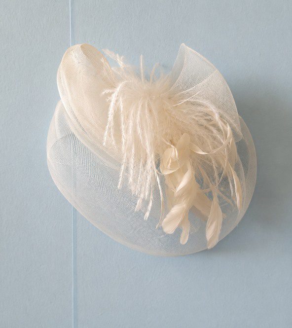 casquete vintage de plumas