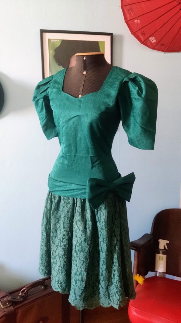 vestido vintage de festa anos 80 .