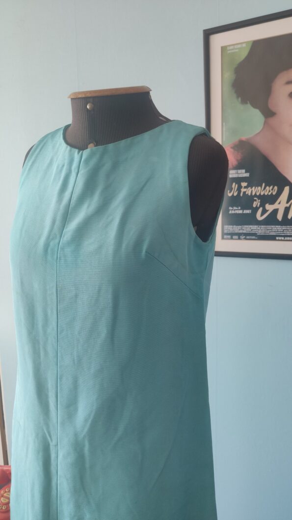 vestido traézio anos 60 e